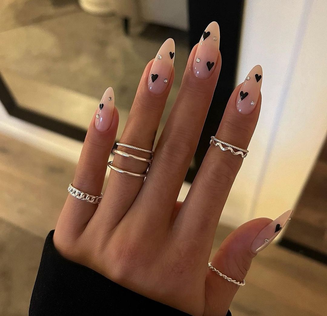 Gel nail manicure service